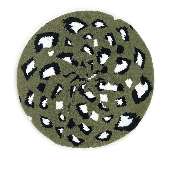 GREY AND WHITE LEOPARD PRINT BERET - Picture 8 of 13
